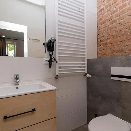 Loft Проживання в сім'ї *