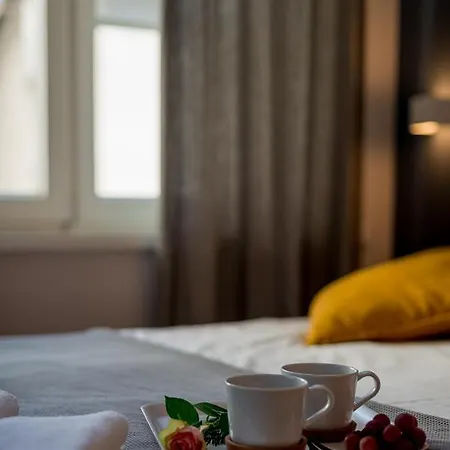 Loft Проживання в сім'ї *