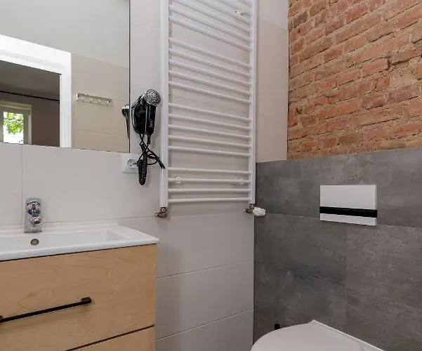 Loft ホームステイ *