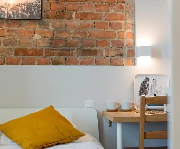 Loft ホームステイ *