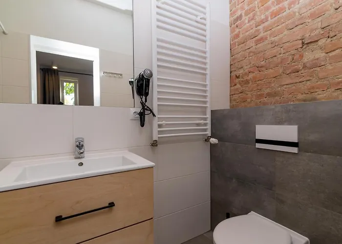 Loft ホームステイ *